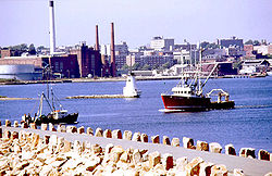 250px-New_Bedford,_Massachusetts-view_from_harbor